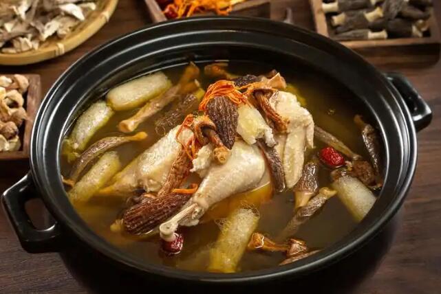 孕妇 响螺老鸡汤网响螺鸡煲汤的最佳搭档知识网站,分享响螺鸡汤放什么大全